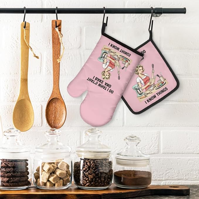 That's What I Do I Bake and I Know Things Cute Oven Mitts and Pot Holders Set, Kitchen Mitts for Cat Lovers, Birthday Gifts for Cake Maker Baker, Gifts for Women, Mom, Wife, Girlfriend