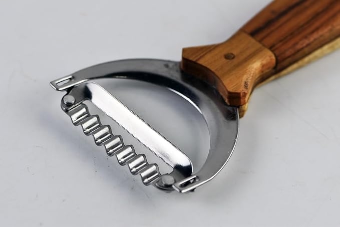 Wooden Handle Papaya Shredder Tool Stainless Steel Blade Vegetable Slicer for Salads Salad Maker Fast & Easy carrots potatoes beets cucumber