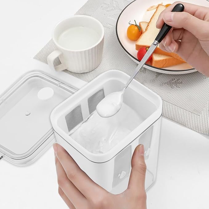 Greek Yogurt Strainer-1100ML (1.16 Quarts) Yoghurt Maker Strainer With Fine Mesh,Lid & Scale Mark,Greek Yogurt Maker,for Whey Separation,Fits Nut Milk,Juice,Tofu,Cheese