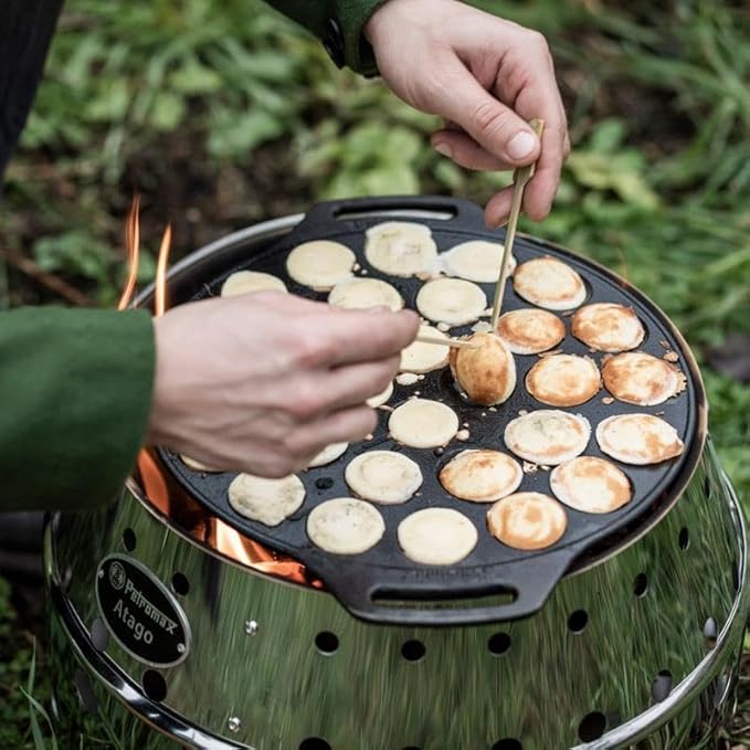Petromax Cast Iron Poffertjes Pan for Hygge Kitchen or Camping, Ebelskivers/Aebleskivers Griddle Cookware Conducts Heat Evenly