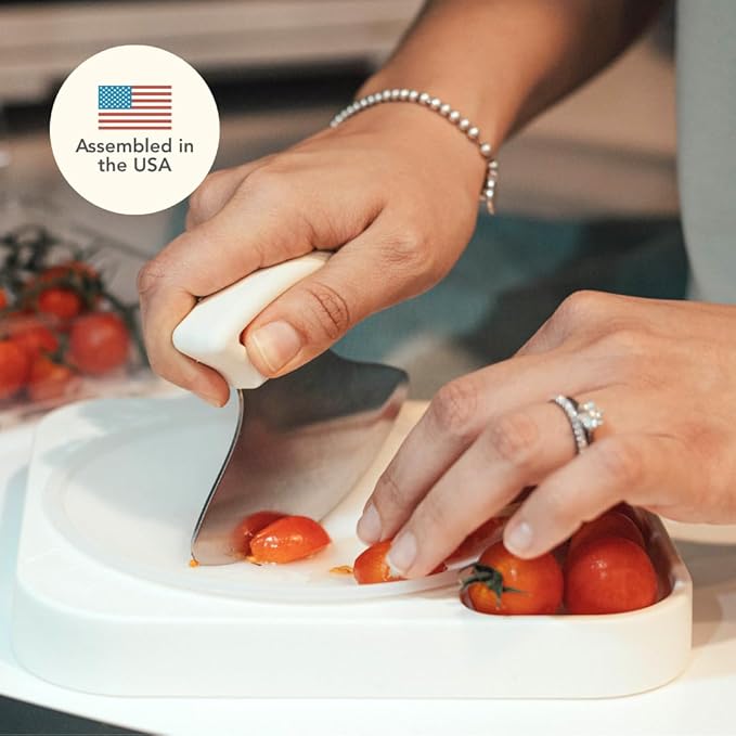 Sharp Rocker Knife for Adults – Chef-Grade Kitchen Knife for Parents and Kids 12+ with Non-Slip Cutting Board, Dishwasher Safe, One-Handed Meal Prep, Microplastic-Free Insert (Coconut Cream)