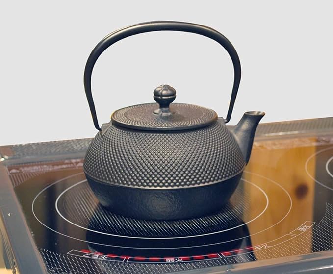 Iwachu Nanbu Ironware 11720 Iron Kettle, Type 7 Arare, Induction Compatible, Black Baked (Kamayaki), 0.3 fl oz (0.9 L)