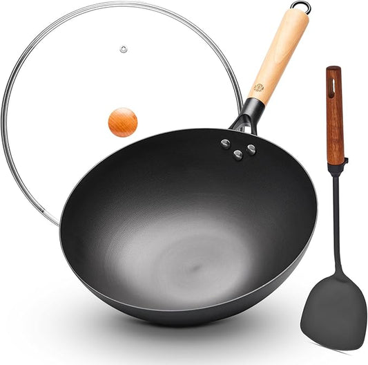WANGYUANJI Lightweight Carbon Steel Wok with Lid, 12.6" Nitrided Stir Fry Pan - Pre-Seasoned & Rust-Resistant Iron Wok, Flat Bottom for Electric, Induction & Gas Stoves, Easy to Maneuver