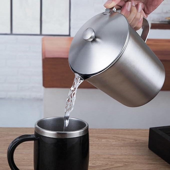 Measuring Cups Set, Stainless Steel Multipurpose Clear Markings Milk Frothing Pitcher, Portable Liquid Measuring Cup with Handle Lid for Latte Art Coffee Bar 500ml 16oz