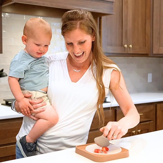 Sharp Rocker Knife for Adults – Chef-Grade Kitchen Knife for Parents and Kids 12+ with Non-Slip Cutting Board, Dishwasher Safe, One-Handed Meal Prep, Microplastic-Free Insert (Coconut Cream)