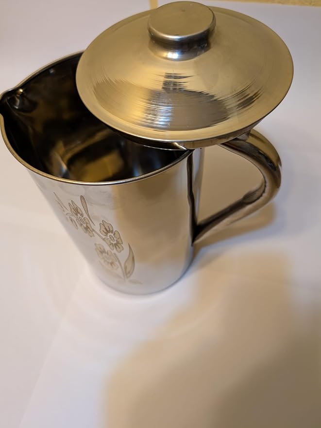 Stainless Steel Measuring Cup with Lid 2L 70 OZ, Large Mouth Graduated Beakers Metal Pitcher with Marking and Handle