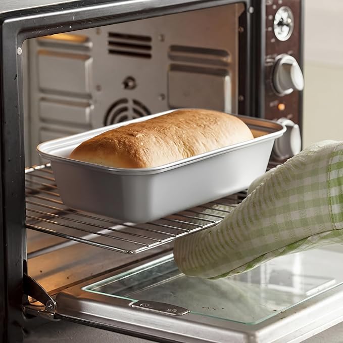 Uiifan 12 Pcs Mini Loaf Pan for Baking Bread Non Stick Small Banana Bread Tins Mini Loaf Pans for Nonstick Tiny Meatloaf Pan Carbon Steel for Oven and Baking (6 * 3.3 * 2inch,Silver)