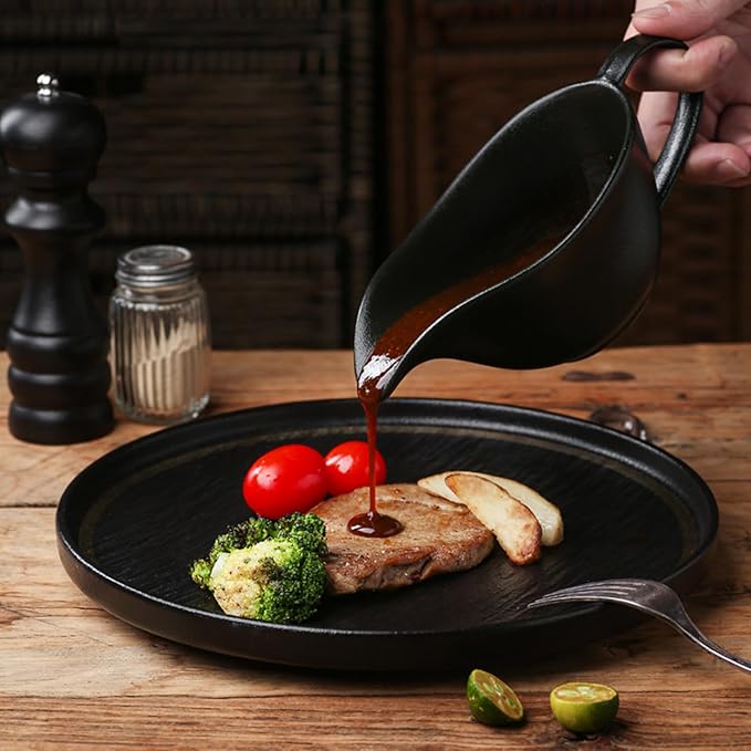 Gravy Container, Gravy Boat 200ml Ceramics Pourer with Spout and Handle Sauce Cup for Home Hotel Restaurant Black, Bowl