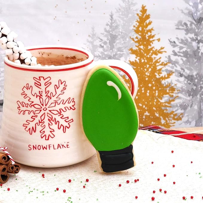 Christmas Light Bulb Cookie Cutter - 3.9 Inch - Stainless Steel (Light Bulb)