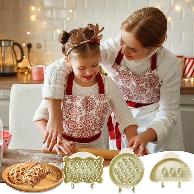 DABATO Classic Mini Hand Pie Molds, 3 Fall Shapes Mini Pie Molds, One Press Autumn Cottage Pie Set for DIY Baking, Dough Presser Pocket Pie Molds for Picnics, Barbecues and Lunch Boxes (3 PCS)