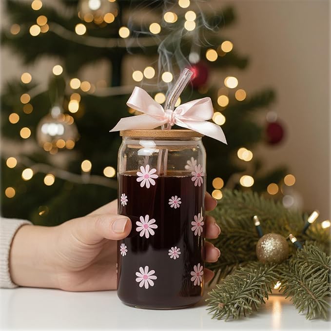 Cute Glass Cups with Lids and Straws, Teen Girl Birthday Gifts Daisy Iced Coffee Cup, Pink Aesthetic Mug Tumbler for Mothers Day Christmas Valentines Coffee Lover 16oz
