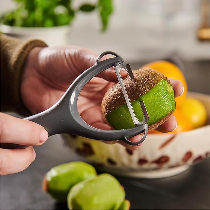 Culinare Serrated Safety Peeler, Grey, Plastic/Stainless Steel, Y Shaped for Maximum Control and Comfort, Manual Tomato/Kiwi Peeler