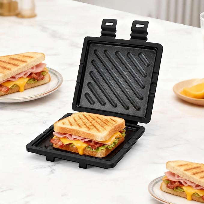 Microwave Sandwich Maker, Microwave Toaster with Adjustable Silicone Strap, Removable Non-Stick Microwave Grilled Cheese Maker, Microwave Grill Crispy, Melted in Minutes for Travel, Office, Dorm, Home
