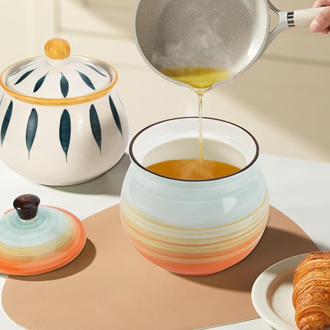 Koythin Ceramic Bacon Grease Container with Strainer, 23 oz Suitable for Storing Frying Oil and Cooking Grease (Cyan and Orange)