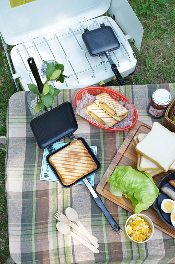 Yoshikawa SJ2408 Hot Sand Maker, For Gas Fire, Crispy, Single Fluorine Processed, Tanned Grill, Total Width 5.9 x Length 13.8 x Height 1.3 inches (15 x 35 x 3.2 cm), Black, Outdoor Camping