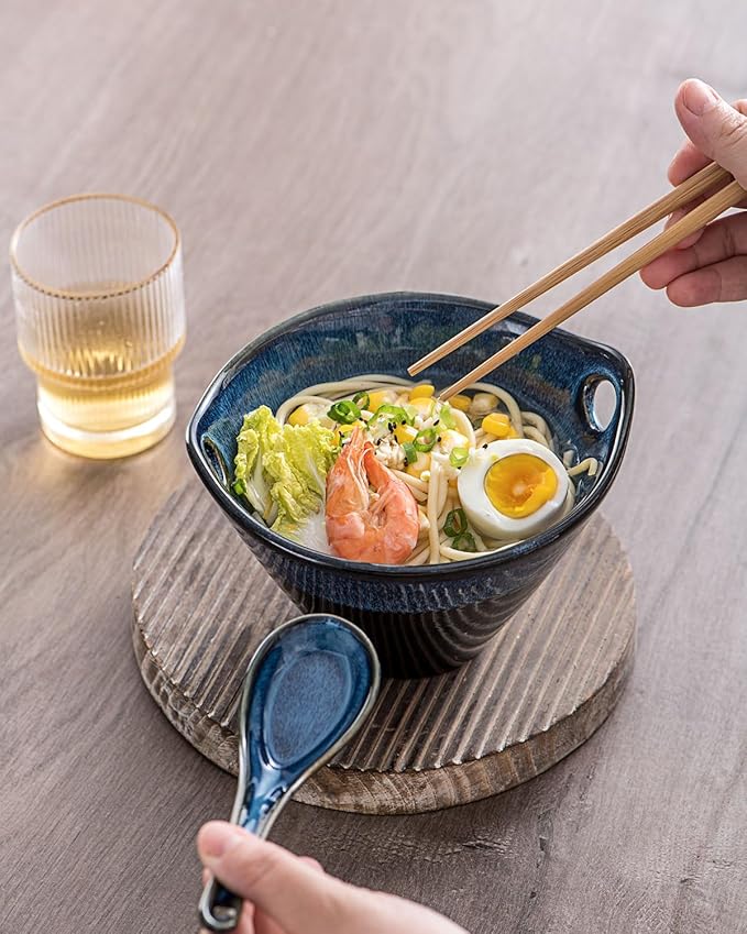 UNICASA Japanese Ramen Bowl Set with Chopsticks, Spoons and Rests, 26oz Deep Porcelain Noodle Bowl Set of 2 for Udon, Pho, Salad, Soup (Reactive Blue)