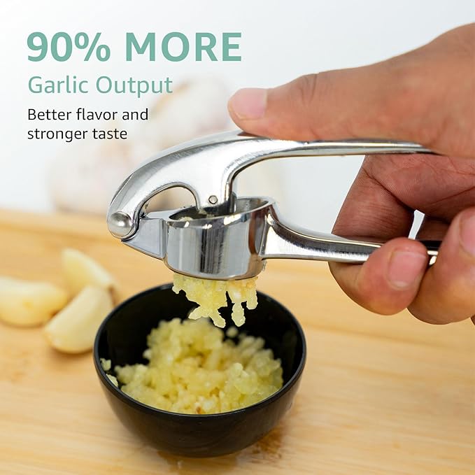 Garlic Press – Heavy Duty Garlic Press Mincer with Ergonomic Handle, Rust-Resistant Zinc Alloy, Dishwasher Safe, Includes Silicone Garlic Peeler & Cleaning Brush (Imperial Silver)