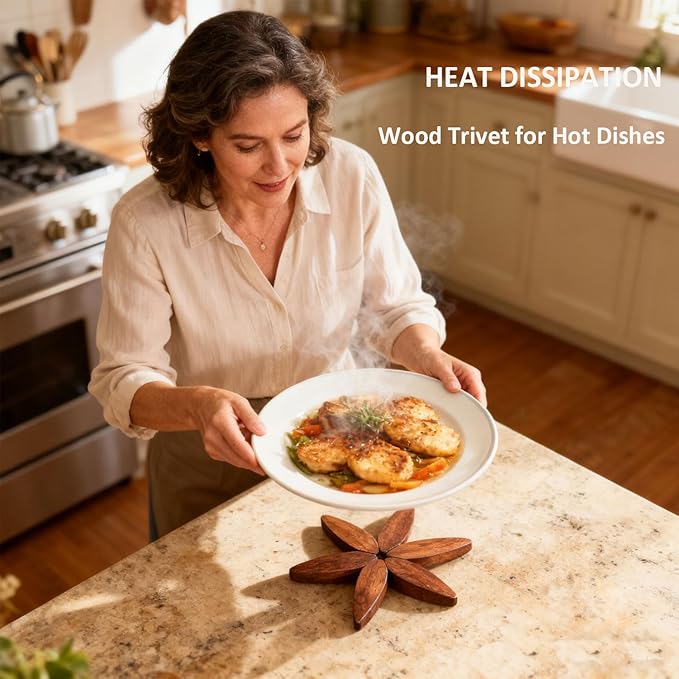 Wooden Tree Trivets for Hot Dishes: 4 Trivets and 1 Stand Christmas Tree Coasters for Pot Bowl Cup Teapot Pans Hot Pot Holder
