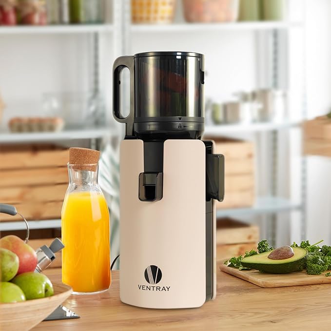 Juicer Machine with 4.7" Wide Feed Chute for Small Family, Professional Cold Press Juicer for Whole Vegetables & Fruits, Juice Extractor High Juice Yield, Easy to Clean