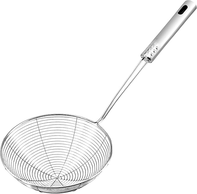 Kitchen Strainer Spoon for Deep Frying, Fine Mesh Oil Strainer with Long Handle for Cooking, Pasta, Noodles, French Fries and Fried Snacks