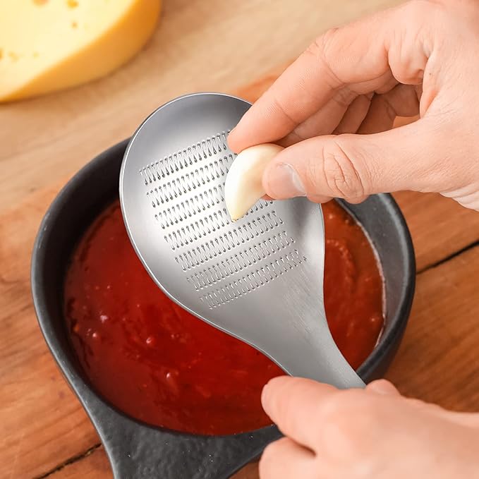 Hemoton 3pcs Cheese Zester Cheese Graters for Kitchen Stainless Steel Garlic Grinders Ginger Grater Grinder Zester Spoon Metal Lemon Zester Grater With Handle for Cheese, Chocolate, Kitchen Gadgets