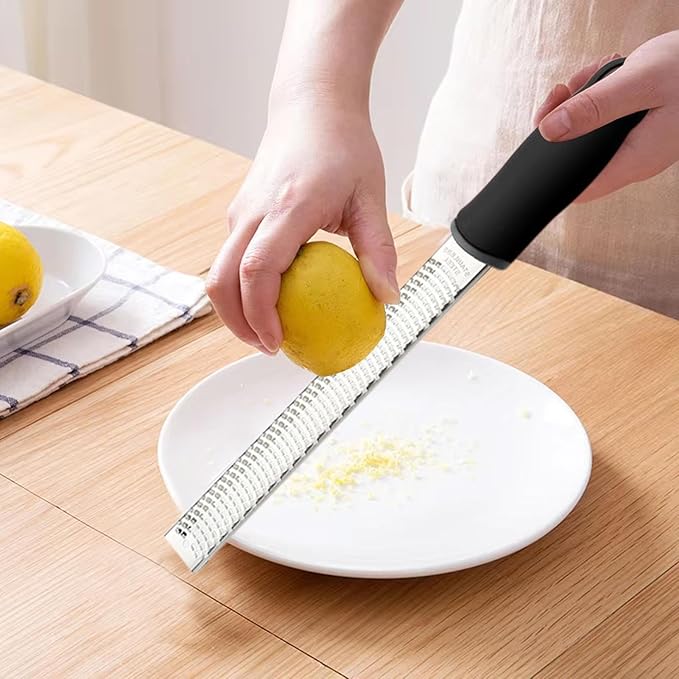 Cheese Grater,Cheese Grader Lemon Zester for Potato - Food Grater and Shredder, Block Cheese Grater with Protective Cover for Parmesan Cheese