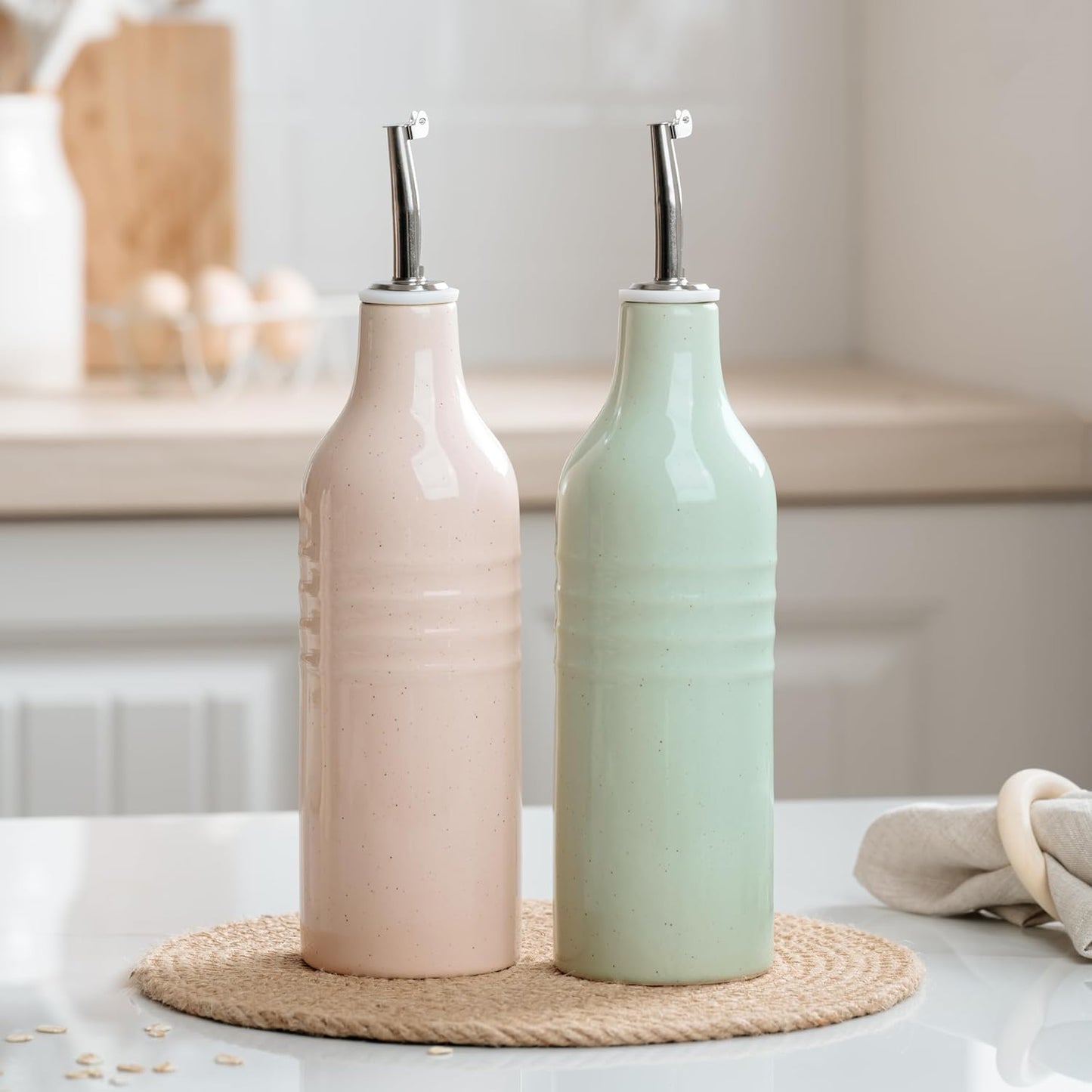 famiware Jupiter 16oz Ceramic Olive Oil Dispenser Bottle, Olive Oil and Vinegar Dispenser Bottle Set of 2 with Stainless Steel Pourers, Suitable for Storage Vinegar, Liquids, Light Pink & Light Green
