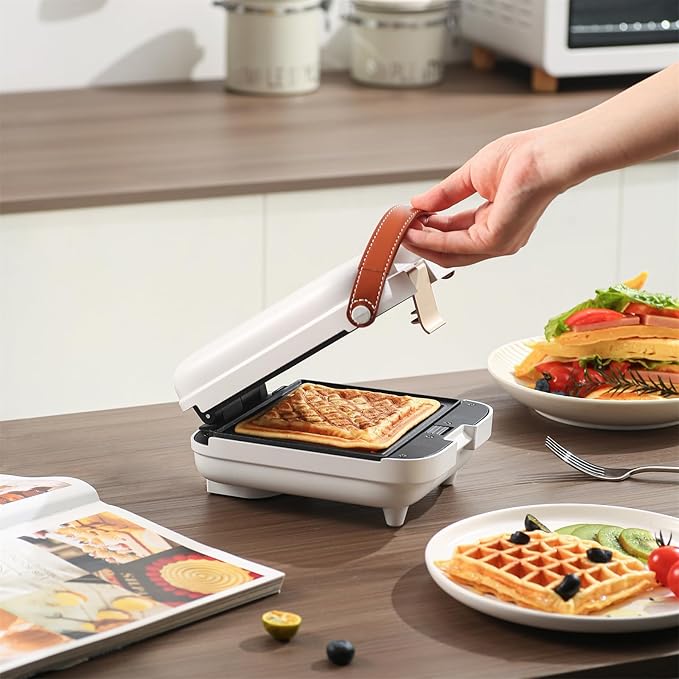 3 in 1 Sandwich Maker Nonstick Panini Press Waffle Maker Bubble waffle Egg puffs Electric Grill with Non-stick Coating & Removale Plates for Breakfast Afternoon tea