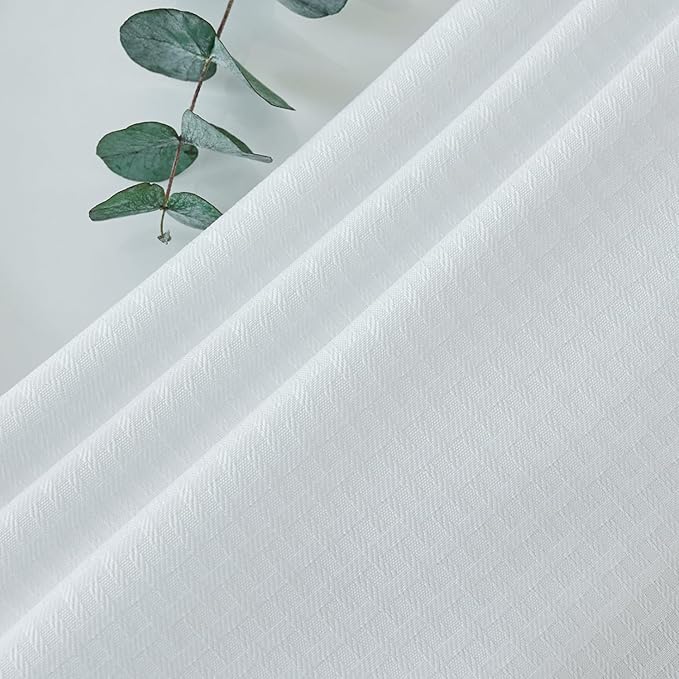 maxmill Jacquard Tablecloth Stain Resistant Waterproof Wrinkle Resistant Spillproof Washable Soft Weaved Texture Table Cloth for Dining Room, Indoor Outdoor Use, Rectangle 60 x 140 Inch, White