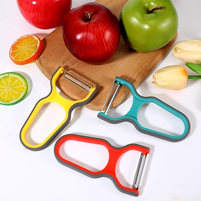 Y Peelers for Kitchen, 3Pcs Stainless Steel Vegetable Peeler - Multifunctional Potato Peelers for Fruits Carrot Kitchen Utensils (Red, Yellow, Green)