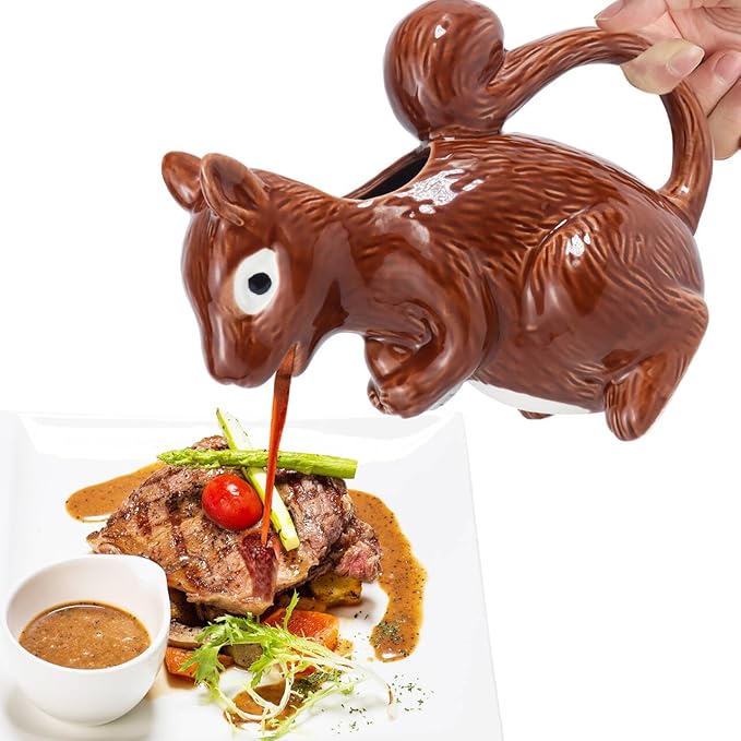 Squirrel Gravy Boat, 6 Oz Ceramic Sauce Boat for Gravy, Warming Sauces, Salad Dressings, Milk, Novelty Gift for Animal Lovers