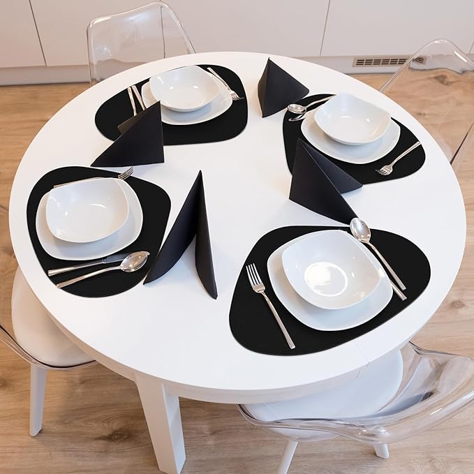 Placemats Set of 4, Heat Resistant Leather Placemats Double Layer, Soft Waterproof Round Table Mats Easy to Clean for Kitchen Dining Room Coffee Office Table, Black
