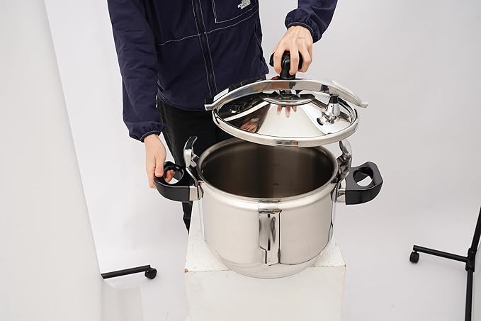 23.2 Quart Pressure Cooker Stainless Steel Pressure Cooker, Large Capacity, Commercial Pressure Cooker Clamp On Type, Single Valves for Family or Commercial Use