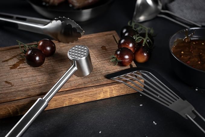 Kuhn Rikon Essential Soft Edge Spatula – Flexible Silicone Blade for Mixing, Folding & Scraping – Comfortable Handle