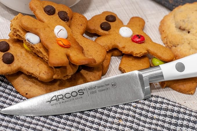 Arcos Forged Knife 3 pieces - Nitrum Stainless Steel and mm blade. 613 gr. Ergonomic Polyoxymethylene POM Handle. Series Riviera Blanc. Thin blade with a characteristic smooth edge. Color White