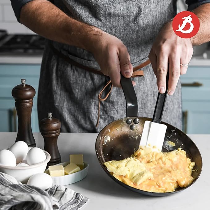 de Buyer MINERAL B Carbon Steel Omelette Pan - 11” Diameter, 8.3” Cooking Surface - Naturally Non-Stick Finish - Made in France