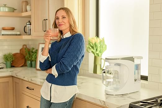 AquaTru Carafe Smart Countertop Water Purifier | App-Connected 4-Stage Reverse Osmosis System with Glass Carafe Removes Forever Chemicals, Lead & Fluoride | Track Filter Life | No Plumbing