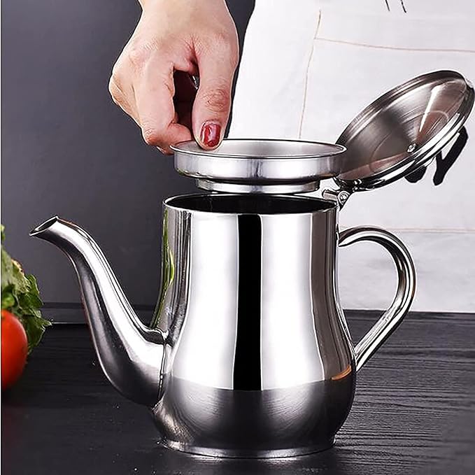 Ujicde Stainless Steel Oil Filter Pot, 24/32/48oz Cooking Grease Container, Bacon Grease Container with Fine Mesh Strainer Lid for Home Kitchen Cooking Storing Frying Oil Cooking Grease (32oz)