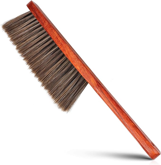 Hand Broom Brush Dust Cleaning : Hand Brush, Dusting Brush, Couch Brush, Soft Brush Cleaning, Dust Broom, Handheld Broom, Bed Brush, Hand Brushes for Cleaning The Bed, Sofa, Fireplace, car, etc., Red