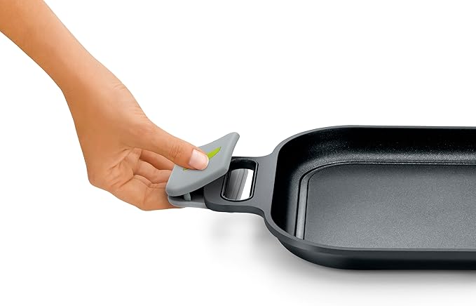 BRA COOKWARE Life Ceramic Nonstick Grill | 12.6 x 9.4 Inch Recycled Cast Aluminum Smooth Plate | Ceramic Non-Stick | Ceramic Non-Stick Coating | PFOA Free | All Cooktops| Removable Handles