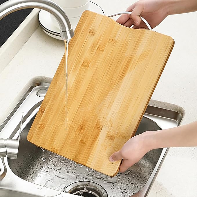 Bamboo Cutting Board, Durable Wood Cutting Boards for Kitchen with Handles, Ideal Charcuterie & Chopping for Meat, Vegetables and Fruits Ideal Kitchen Gifts