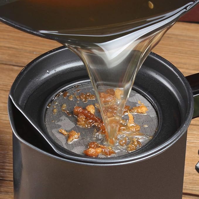 Ourokhome Bacon Grease Container with Strainer- 1.3 L or 5.2 Cup Iron Kitchen Oil Storage Can with Fine Mesh Strainer for Storing Hot Frying Oil, Fat (Black)