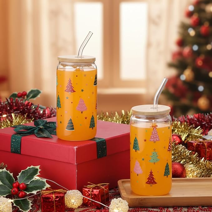Sliner 2 Pcs Christmas Tree Glass Cups Xmas Winter Tumbler with Lid Straw Drinking Glasses 16 oz Iced Coffee Cup with Cleaning Brush Beer Can Tumbler Cute Holiday Gifts for Home Office Decorations