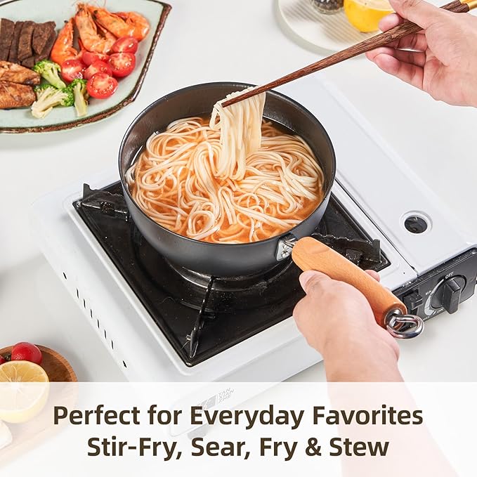 VIVIDCOOKWARE 1.5 QT Small Wok, Cold-Forged Iron Mini Wok with Glass Lid, 7 Inch Flat Bottom Iron Cooking Pot for Stir Fry, Ramen, Soup & Oatmeal, Healthy Wok with Coating-Free, Induction Ready