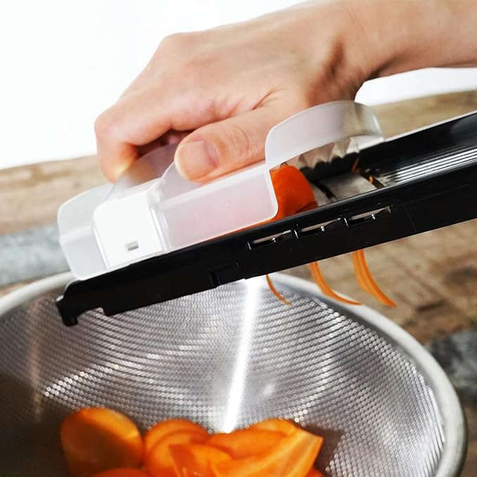 KAKUSEE Tri-Blade Mandoline, Vegetable Slicer with Finger Guard - Effortless Precision Cutting & Safe Storage – Made in Japan