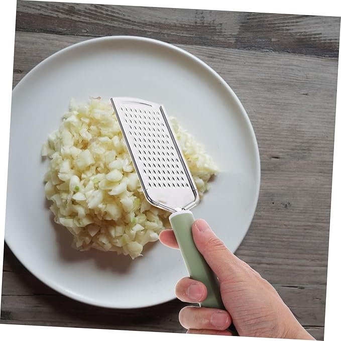 Happyyami Stainless Steel Garlic Press and Cheese Grater Multifunctional Kitchen Tool for Chopping Vegetables Easy to Use Portable 1-Piece Set
