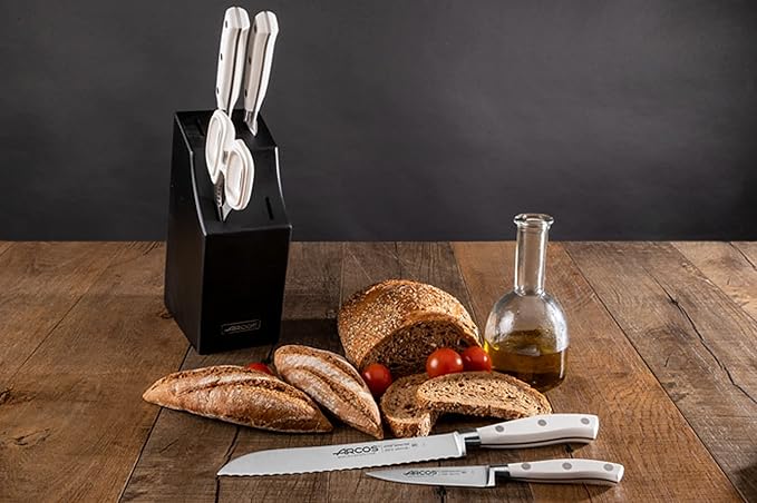 Arcos Forged Knife 5 pieces - Nitrum Stainless Steel and mm blade. 3500 gr. Ergonomic Polyoxymethylene POM Handle. Series Riviera Blanc. Thin blade with a characteristic smooth edge. Color White