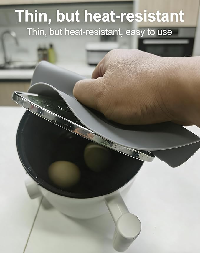 Silicone Hot Pot Holder Mats 8in (4-PCS) - Heat Resistant Countertop Protector with Non-Slip Geometric Pattern, Easy Clean Kitchen Trivet for Dining Table, Stove Top, Counter Safe Small Grey