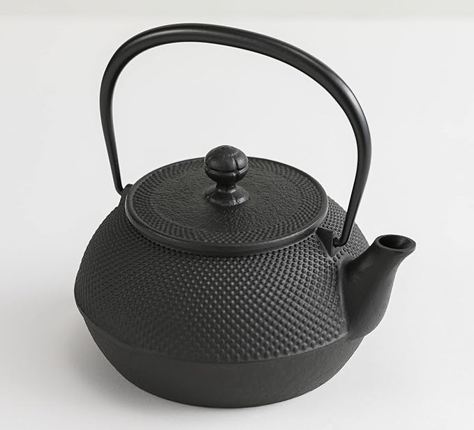 Iwachu Nanbu Ironware 11720 Iron Kettle, Type 7 Arare, Induction Compatible, Black Baked (Kamayaki), 0.3 fl oz (0.9 L)