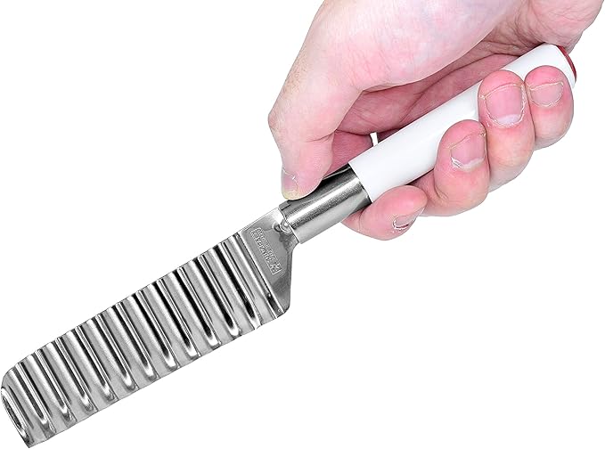 Seki Japan Cheese Knife, Crinkle Cut Knife, Ideal for Soft Foods Like Cheese, Boiled Eggs, and Fruits, 3.9 inches Stainless Steel